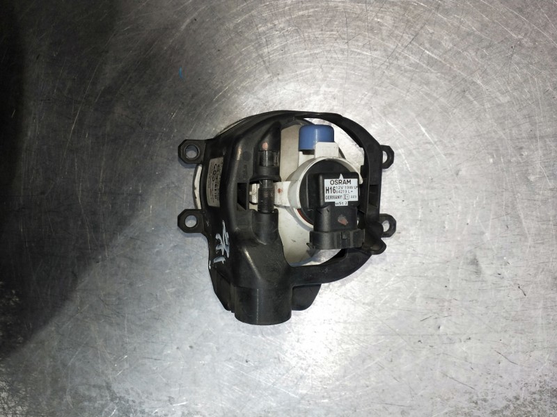 Recambio de faro antiniebla derecho para toyota aygo referencia OEM IAM 90068409 8121002110 