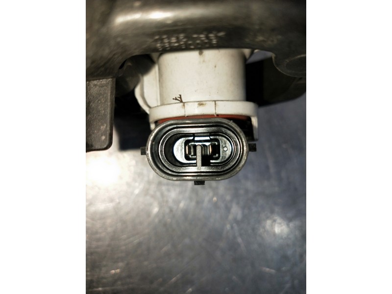 Recambio de faro antiniebla izquierdo para toyota aygo referencia OEM IAM 90068410 812202110 