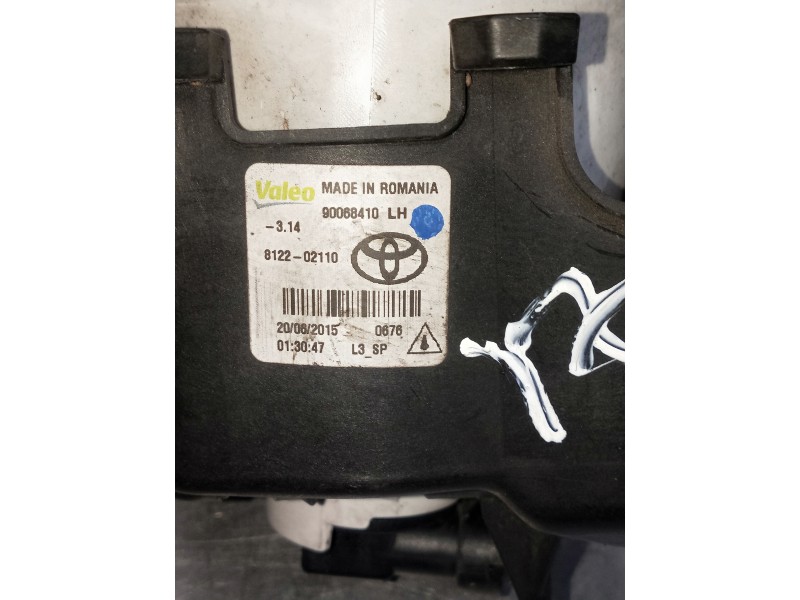 Recambio de faro antiniebla izquierdo para toyota aygo referencia OEM IAM 90068410 812202110 