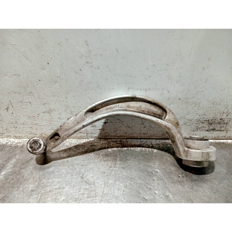 Recambio de brazo suspension inferior delantero izquierdo para audi a4 ber. (b8) referencia OEM IAM 8K0407695E  