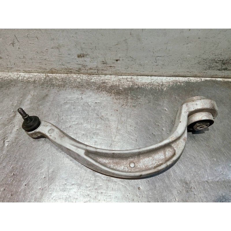 Recambio de brazo suspension inferior delantero izquierdo para audi a4 ber. (b8) referencia OEM IAM 8K0407695E  