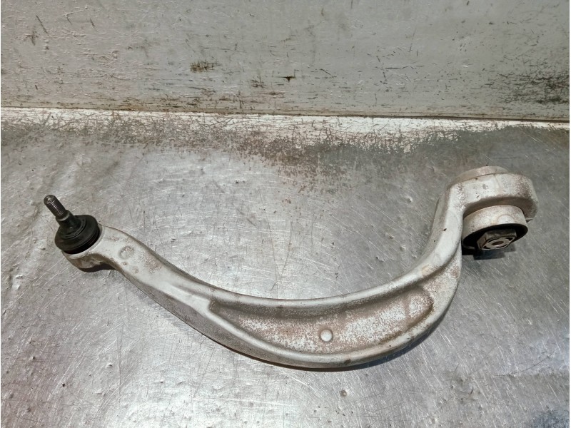 Recambio de brazo suspension inferior delantero izquierdo para audi a4 ber. (b8) referencia OEM IAM 8K0407695E  