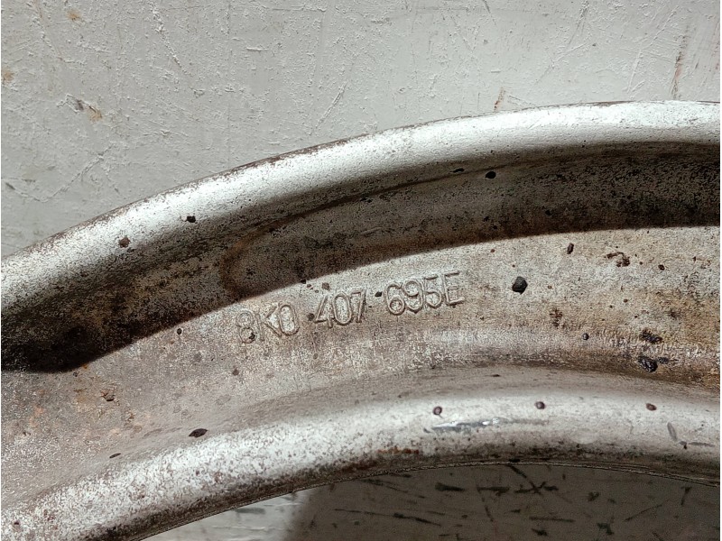 Recambio de brazo suspension inferior delantero izquierdo para audi a4 ber. (b8) referencia OEM IAM 8K0407695E  