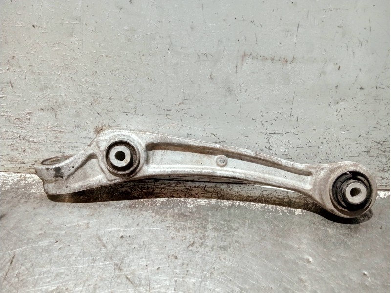 Recambio de brazo suspension superior delantero derecho para audi a4 ber. (b8) referencia OEM IAM 8K0407156B  