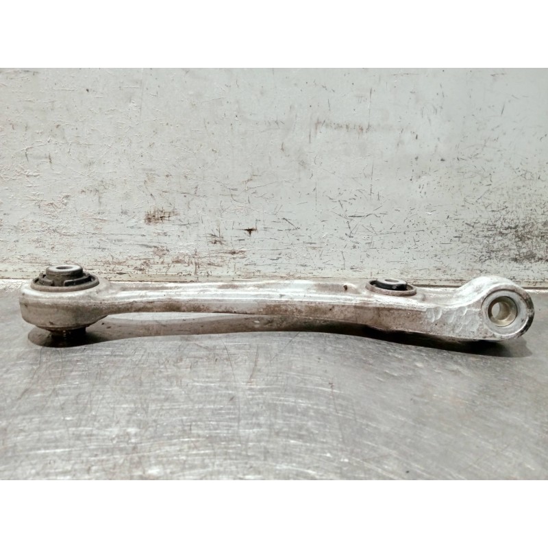 Recambio de brazo suspension superior delantero derecho para audi a4 ber. (b8) referencia OEM IAM 8K0407156B  