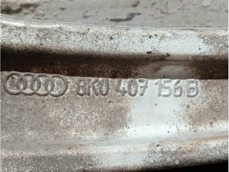Recambio de brazo suspension superior delantero derecho para audi a4 ber. (b8) referencia OEM IAM 8K0407156B  