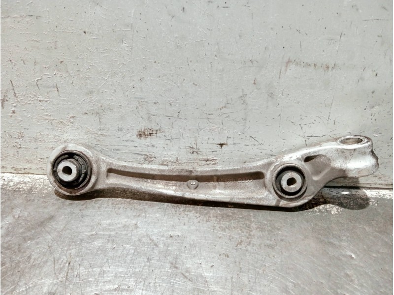 Recambio de brazo suspension superior delantero izquierdo para audi a4 ber. (b8) referencia OEM IAM 8K0407155B  