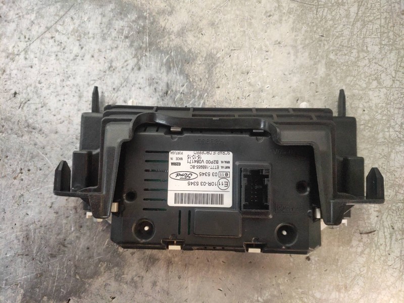 Recambio de pantalla multifuncion para ford tourneo courier (c4a) ambiente referencia OEM IAM ET7T18B955BC  