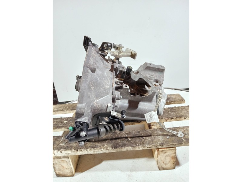Recambio de caja cambios para opel corsa f referencia OEM IAM 20A730 1034328 5V