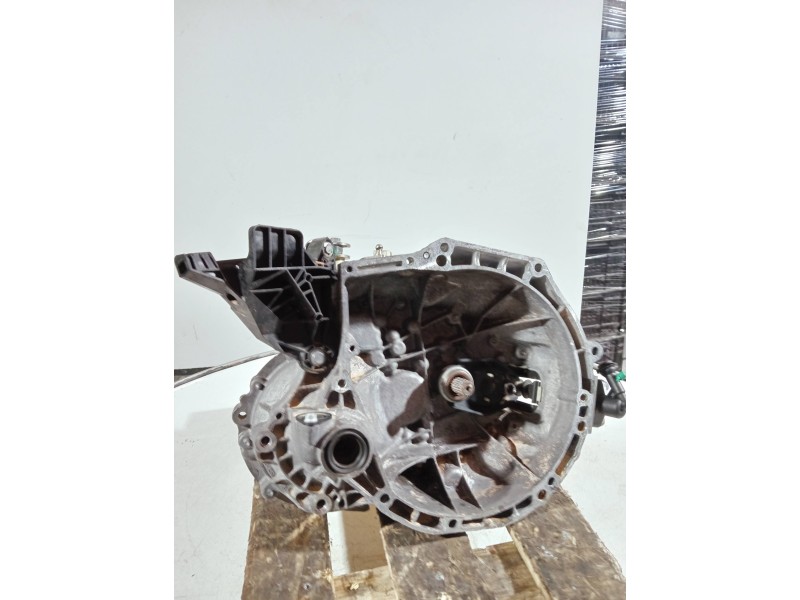Recambio de caja cambios para opel corsa f referencia OEM IAM 20A730 1034328 5V