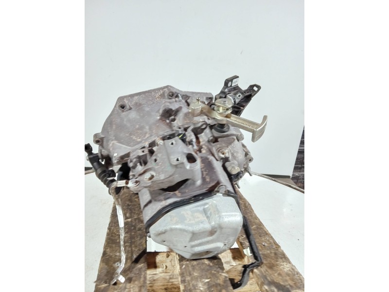 Recambio de caja cambios para opel corsa f referencia OEM IAM 20A730 1034328 5V
