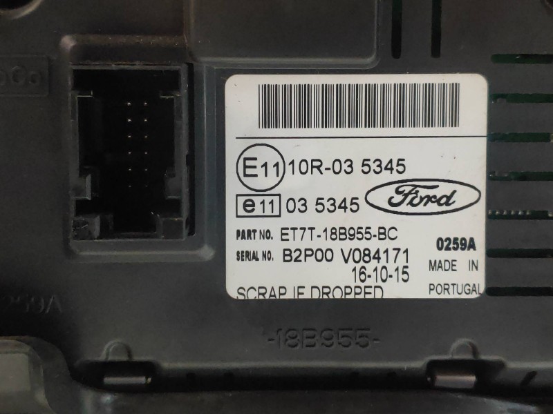 Recambio de pantalla multifuncion para ford tourneo courier (c4a) ambiente referencia OEM IAM ET7T18B955BC  