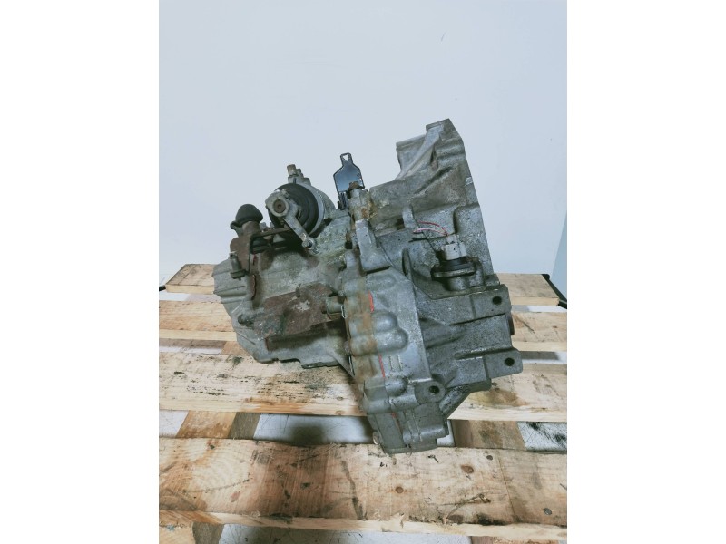 Recambio de caja cambios para toyota camry (v10) 2.2 gl referencia OEM IAM 50610363  