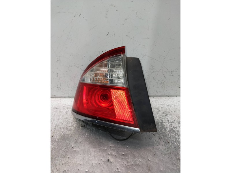 Recambio de piloto trasero izquierdo para subaru legacy berl. b13 (bl) 2.0 diesel cat referencia OEM IAM 22020960 A045053 