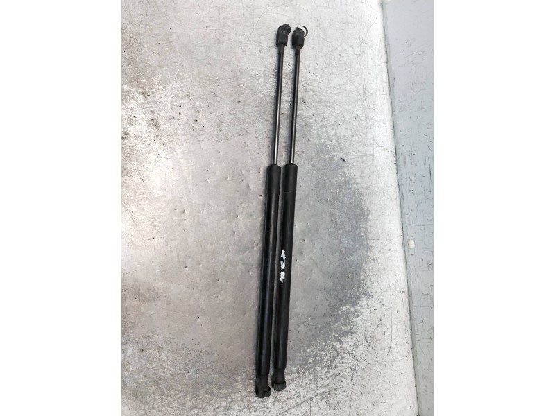 Recambio de amortiguadores maletero / porton para ford focus turn. referencia OEM IAM 8840700685N BM51N406A10AD 