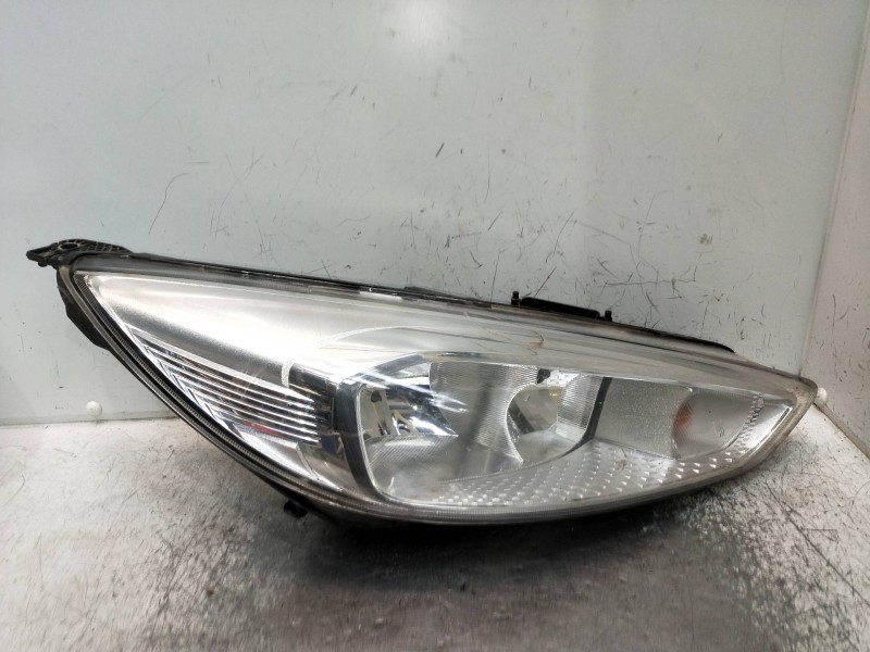 Recambio de faro derecho para ford focus turn. referencia OEM IAM F1EB13W029  