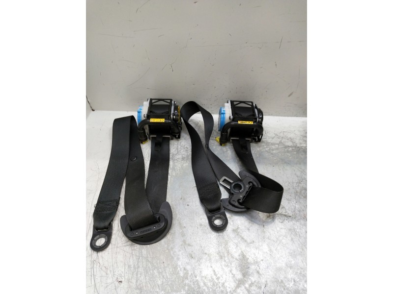 Recambio de kit airbag para toyota aygo referencia OEM IAM 891700H130 224892104 