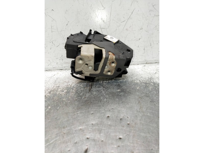 Recambio de motor cierre centralizado delantero derecho para ford focus turn. referencia OEM IAM BM5AA21812BG  5P