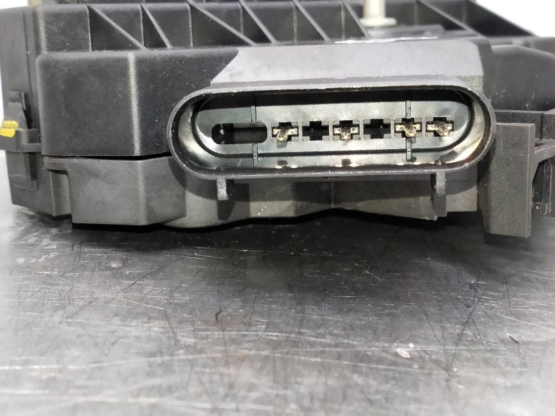 Recambio de motor cierre centralizado delantero derecho para ford focus turn. referencia OEM IAM BM5AA21812BG  5P