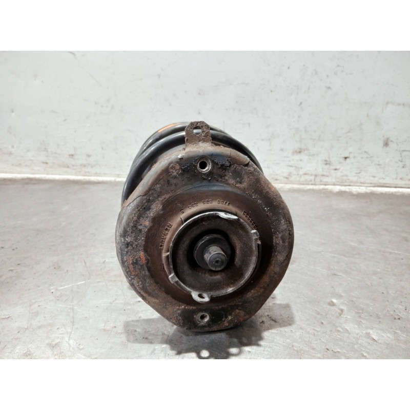 Recambio de amortiguador delantero derecho para renault megane i fase 2 gandtour (ka..) referencia OEM IAM 77008402640 030410007