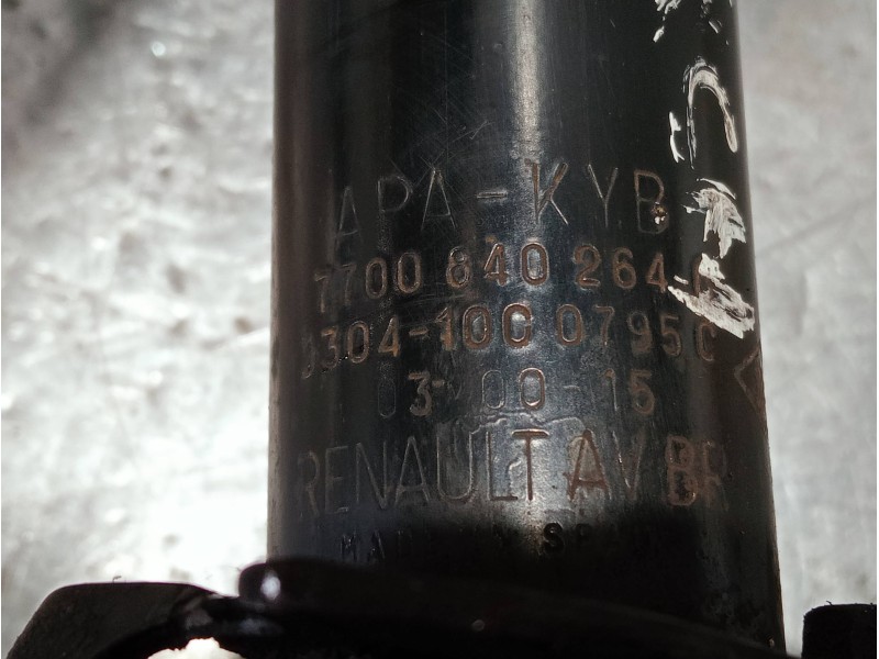Recambio de amortiguador delantero derecho para renault megane i fase 2 gandtour (ka..) referencia OEM IAM 77008402640 030410007