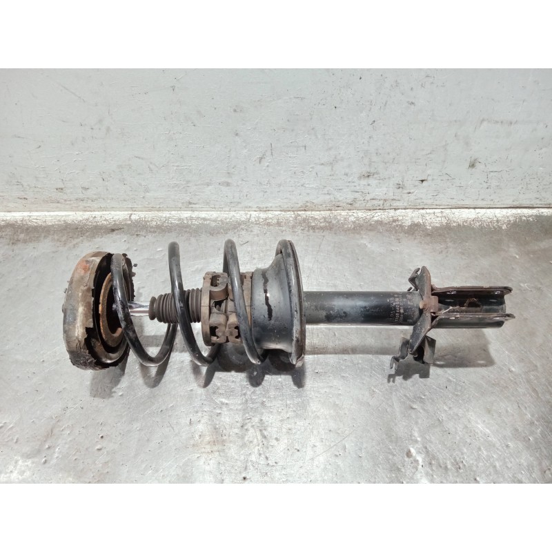 Recambio de amortiguador delantero izquierdo para renault megane i fase 2 gandtour (ka..) referencia OEM IAM 77008402640 0304100