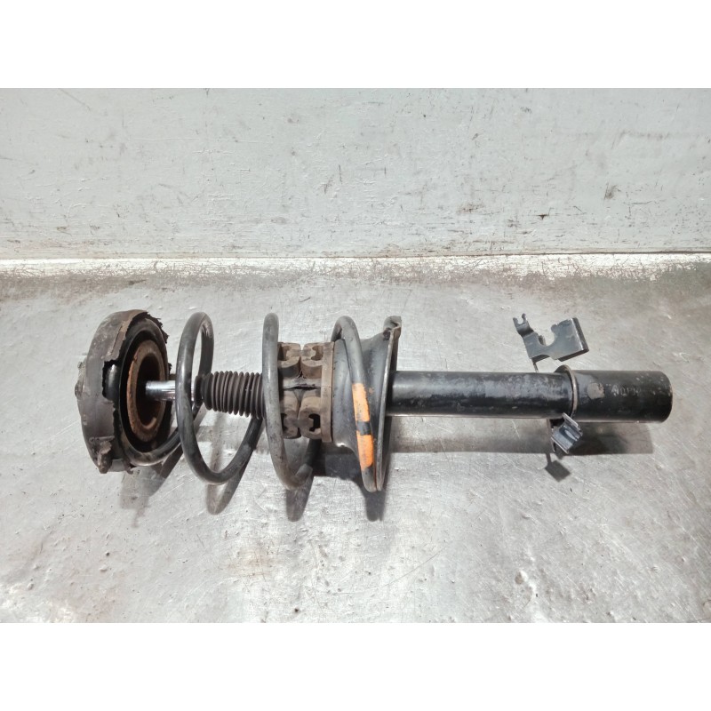 Recambio de amortiguador delantero izquierdo para renault megane i fase 2 gandtour (ka..) referencia OEM IAM 77008402640 0304100