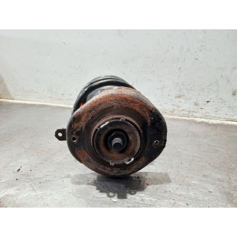 Recambio de amortiguador delantero izquierdo para renault megane i fase 2 gandtour (ka..) referencia OEM IAM 77008402640 0304100