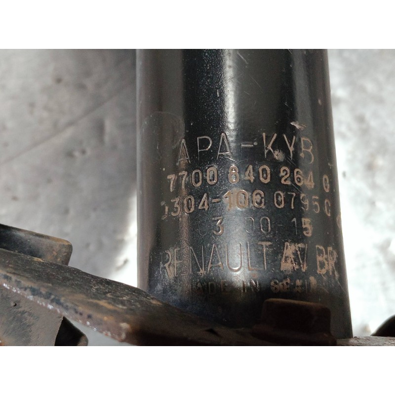 Recambio de amortiguador delantero izquierdo para renault megane i fase 2 gandtour (ka..) referencia OEM IAM 77008402640 0304100