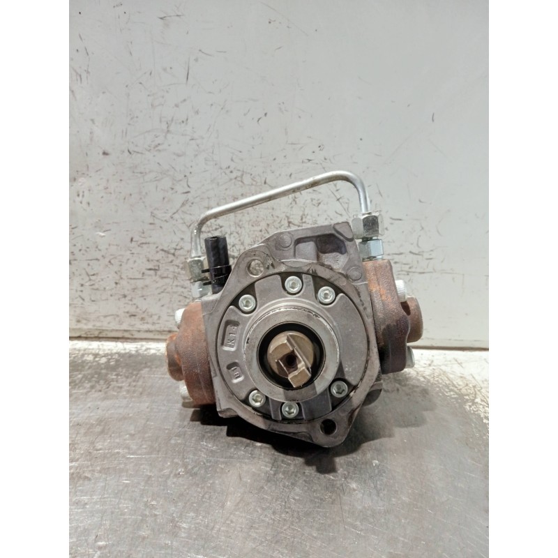 Recambio de bomba inyeccion para toyota avensis berlina (t25) 2.0 d4-d executive berlina (5-ptas.) referencia OEM IAM 221000R010