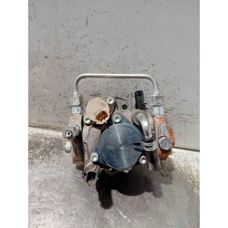 Recambio de bomba inyeccion para toyota avensis berlina (t25) 2.0 d4-d executive berlina (5-ptas.) referencia OEM IAM 221000R010