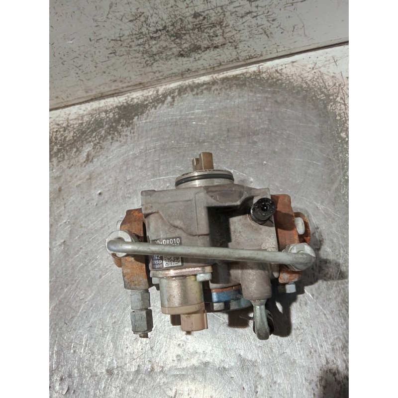 Recambio de bomba inyeccion para toyota avensis berlina (t25) 2.0 d4-d executive berlina (5-ptas.) referencia OEM IAM 221000R010