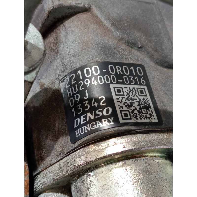 Recambio de bomba inyeccion para toyota avensis berlina (t25) 2.0 d4-d executive berlina (5-ptas.) referencia OEM IAM 221000R010