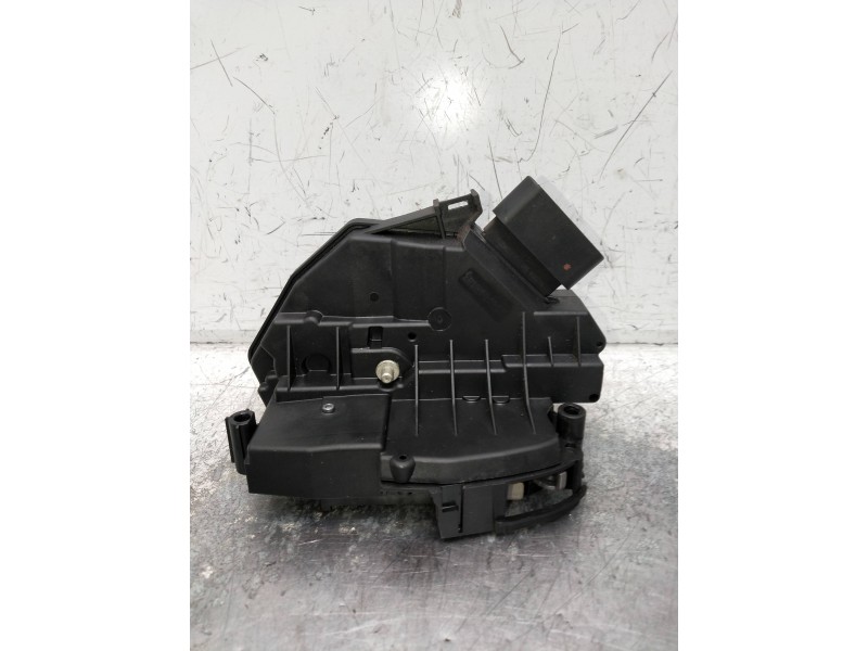 Recambio de motor cierre centralizado trasero derecho para ford focus turn. referencia OEM IAM BM5AA26412AG  5P