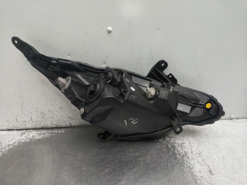 Recambio de faro izquierdo para toyota aygo referencia OEM IAM   