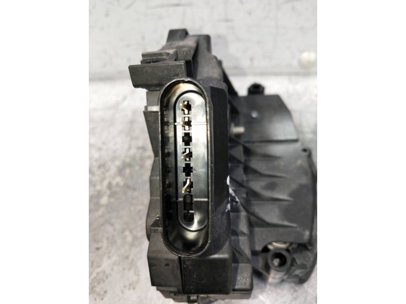 Recambio de motor cierre centralizado trasero izquierdo para ford focus turn. referencia OEM IAM BM5AA26413AG  5P