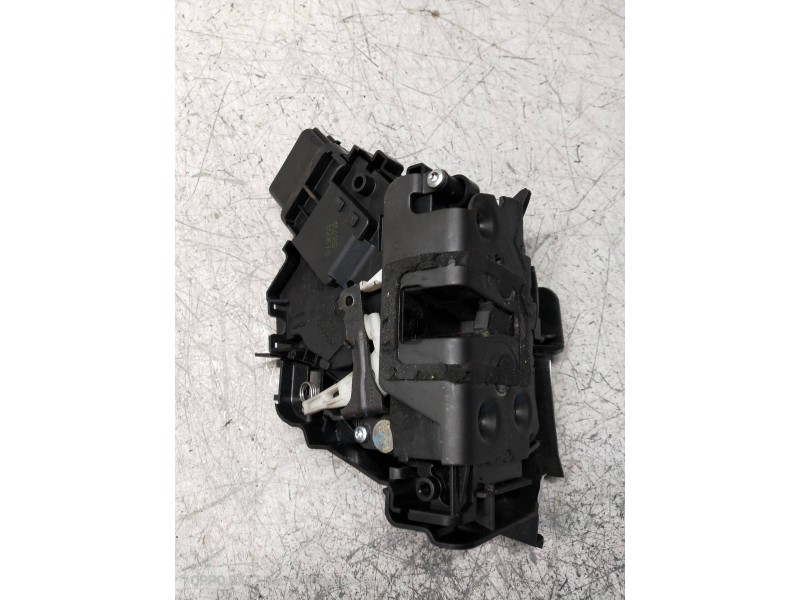 Recambio de motor cierre centralizado delantero izquierdo para ford focus berlina (cap) 1.8 tdci turbodiesel cat referencia OEM 