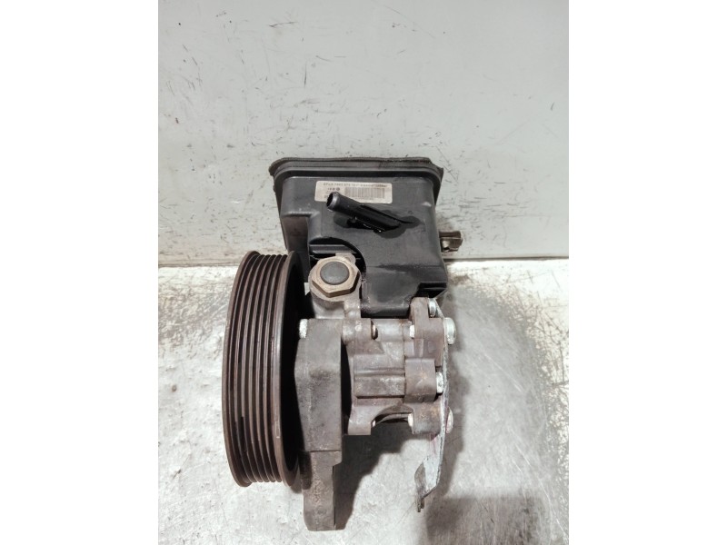 Recambio de bomba direccion para bmw serie 5 berlina (e60) 530d referencia OEM IAM 67609560100 7693974101 