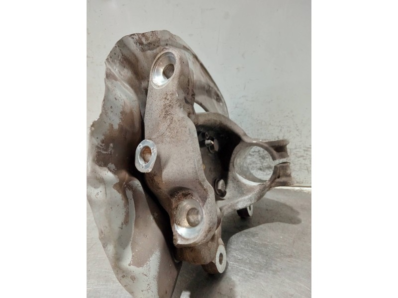 Recambio de mangueta delantera derecha para bmw serie 5 berlina (e60) 530d referencia OEM IAM 6760954R  