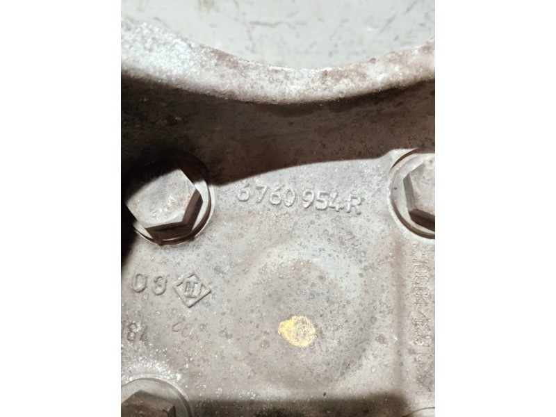 Recambio de mangueta delantera derecha para bmw serie 5 berlina (e60) 530d referencia OEM IAM 6760954R  