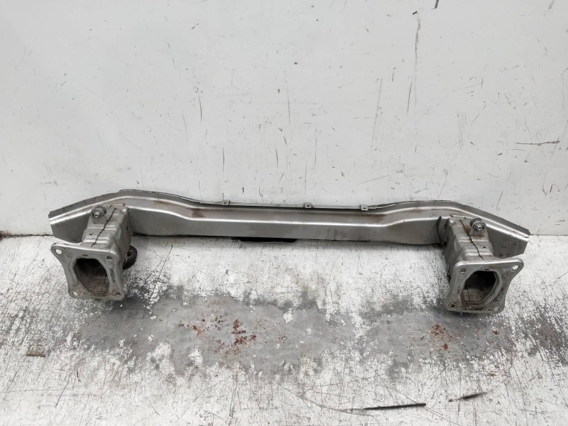 Recambio de refuerzo paragolpes delantero para ford focus turn. referencia OEM IAM   