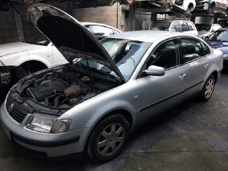volkswagen passat berlina (3b2) del año 1998