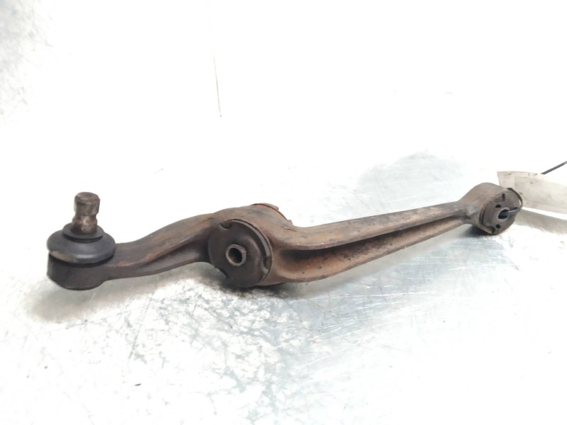 Recambio de brazo suspension inferior delantero izquierdo para peugeot 309 1.9 diesel cat referencia OEM IAM   