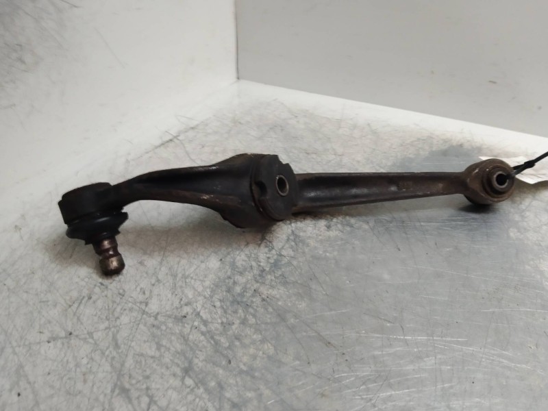 Recambio de brazo suspension inferior delantero izquierdo para peugeot 309 1.9 diesel cat referencia OEM IAM   