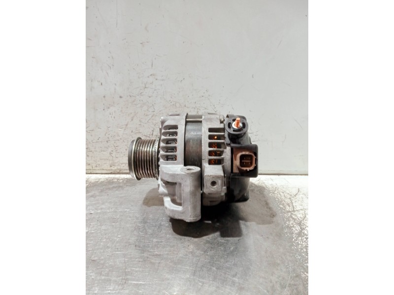 Recambio de alternador para toyota corolla verso (r1) referencia OEM IAM 195568100050 195568100 