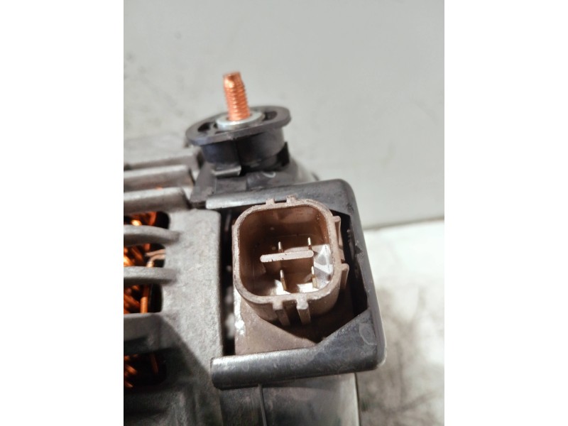 Recambio de alternador para toyota corolla verso (r1) referencia OEM IAM 195568100050 195568100 