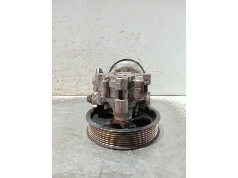 Recambio de bomba direccion para toyota corolla verso (r1) referencia OEM IAM   