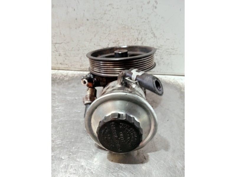 Recambio de bomba direccion para toyota corolla verso (r1) referencia OEM IAM   