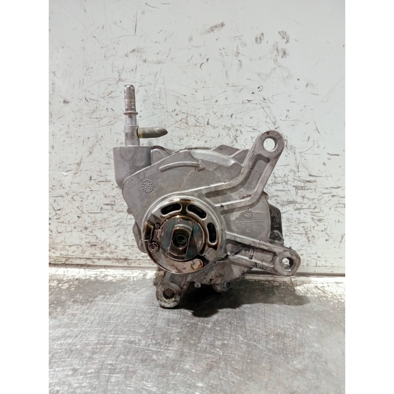 Recambio de depresor freno / bomba vacio para toyota corolla verso (r1) referencia OEM IAM 18090699  