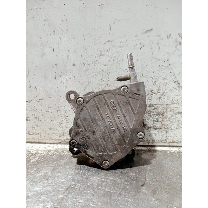 Recambio de depresor freno / bomba vacio para toyota corolla verso (r1) referencia OEM IAM 18090699  